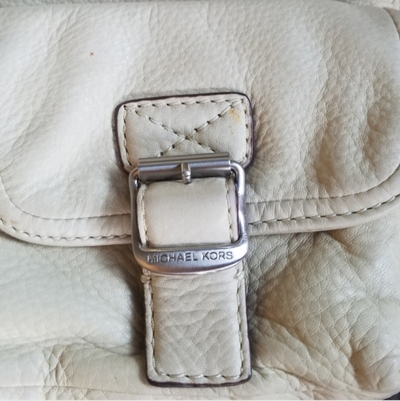 Vintage Michael Kors Cream Pebbled Leather Cargo Slouch Boho Shoulder Tote Bag - Picture 4 of 14